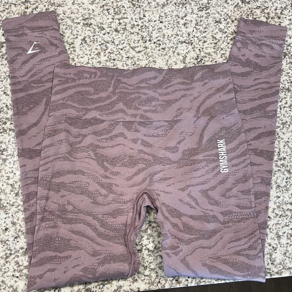 Gymshark Adapt Animal (Shark Print)